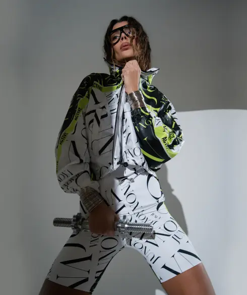 Дамско спортно яке тип ветровка Jfit White/Black - 380